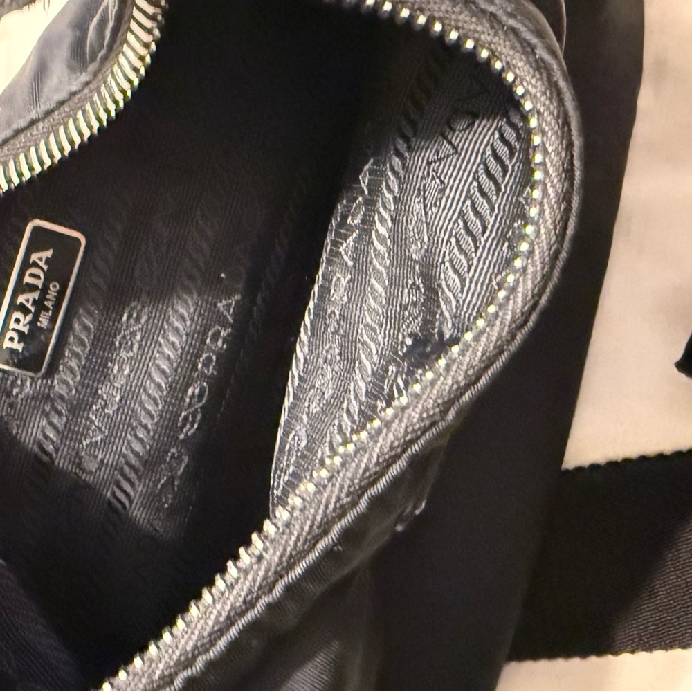 Prada Re-Edition 2005 Black Nylon Shoulder Bag w/ Chain & Mini Pouch - Picture 9 of 9